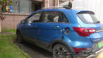 DƬ